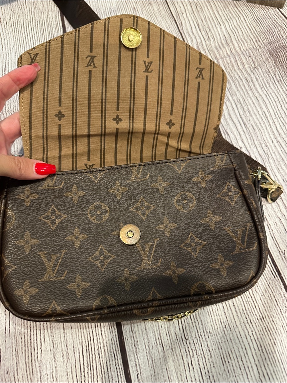 Faux Brown Monogram Crossbody with Gold Hardware - Picture 3 of 4